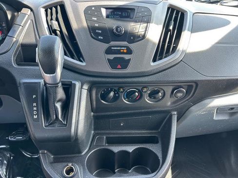 Certified 2019 Ford Transit 150 130 Low Roof RWD image 19