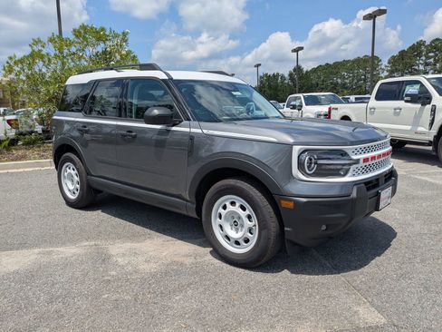 New 2025 Ford Bronco Sport Heritage w/ Convenience Package image 3