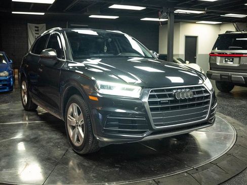 Used 2018 Audi Q5 2.0T Premium Plus w/ Premium Plus Package AWD/4WD image 5