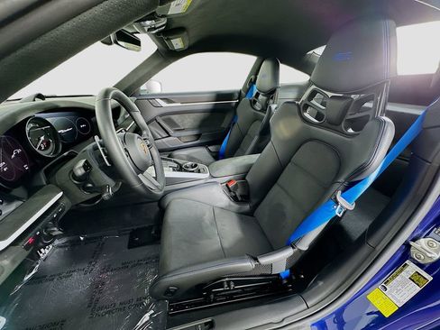 New 2023 Porsche 911 Dakar image 5