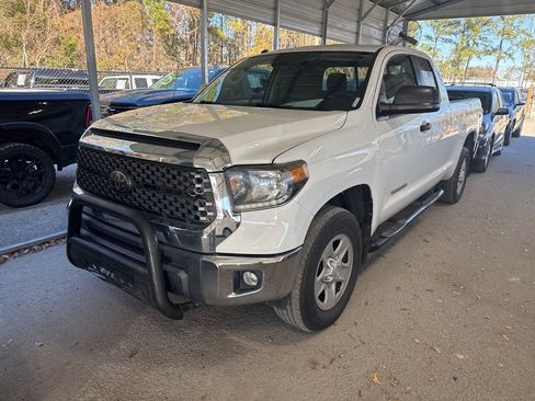 Used 2019 Toyota Tundra SR5 image 1