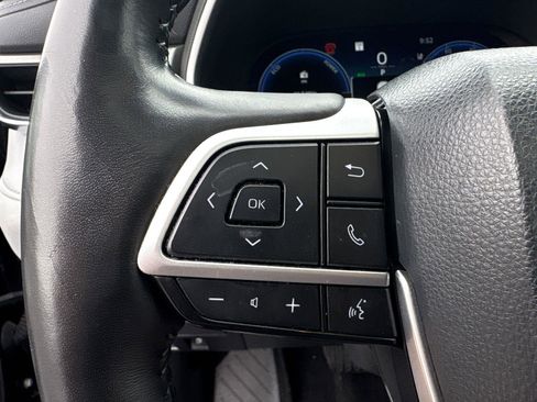 Used 2023 Toyota Highlander Limited image 22