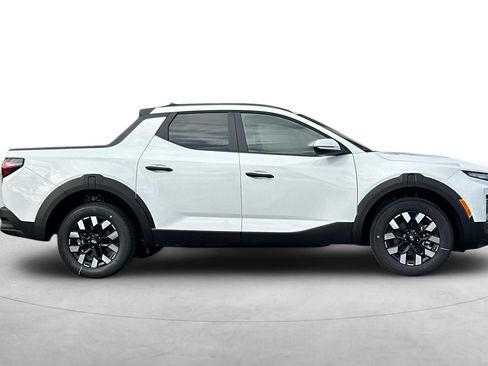 Certified 2026 Hyundai Santa Cruz SEL FWD image 9