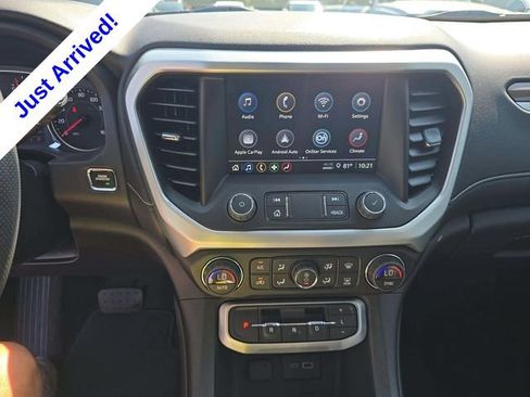 Used 2023 GMC Acadia SLE w/ Driver Convenience Package FWD image 8
