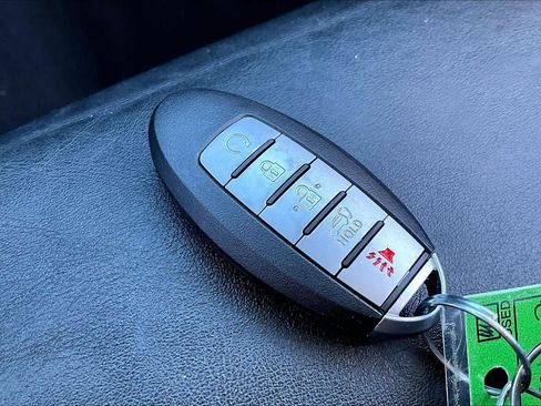 Used 2015 INFINITI QX80 Luxe w/ 22" Wheel Package image 15