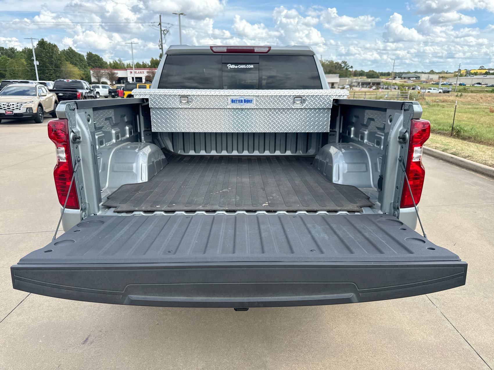 Used 2025 Chevrolet Silverado 1500 LT w/ Z71 Off-Road Package AWD/4WD image 23