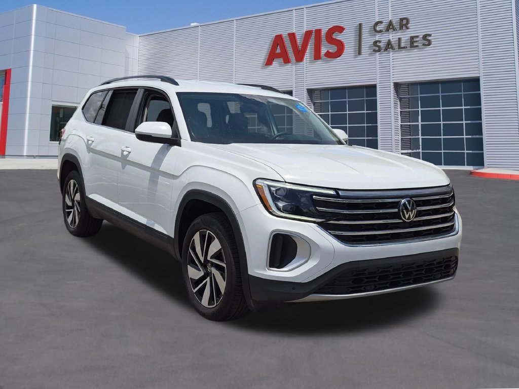 Used 2025 Volkswagen Atlas SE FWD image 3