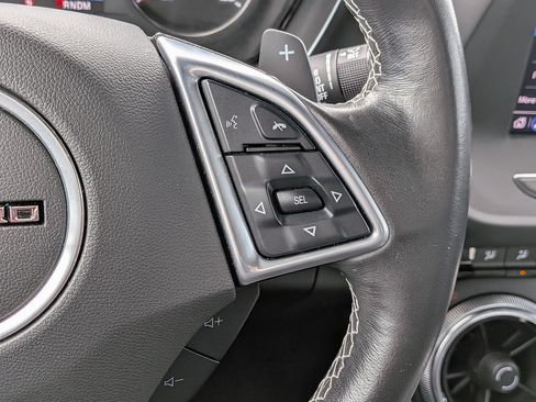 Certified 2021 Chevrolet Camaro LT RWD image 21