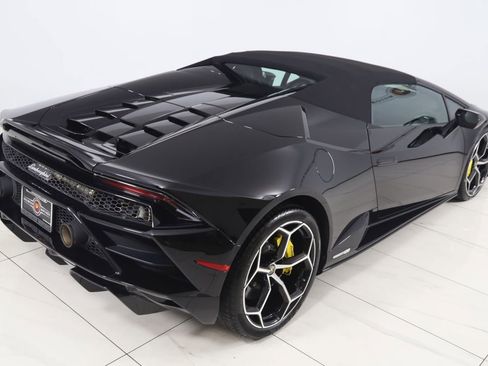 Used 2023 Lamborghini Huracan EVO image 83