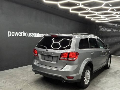 Used 2016 Dodge Journey SXT w/ Comfort/Convenience Group FWD image 11