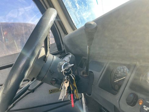 Used 1989 Jeep Wrangler Laredo image 16