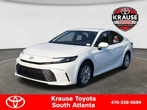New 2026 Toyota Camry LE w/ Convenience Package FWD image 3