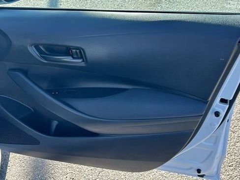 Used 2022 Toyota Corolla LE w/ Carpet Mat Package (TMS) image 9