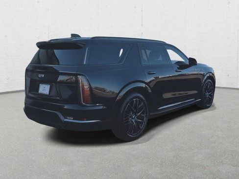 Used 2026 Cadillac Escalade IQL Sport 1 w/ LPO, ONYX Package image 5