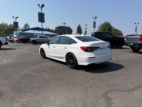Used 2024 Honda Civic Sport image 8