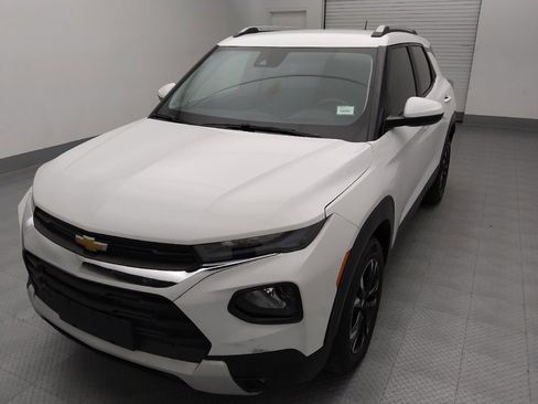 Used 2022 Chevrolet TrailBlazer LT w/ Convenience Package image 15