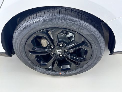 New 2025 Honda Accord SE image 36