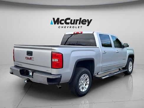 Used 2018 GMC Sierra 1500 SLE w/ SLE Value Package AWD/4WD image 7