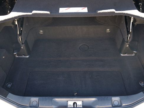 Used 2017 Ferrari California T RWD image 35
