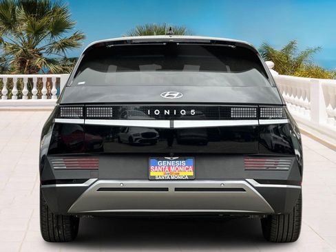 Used 2024 Hyundai Ioniq 5 SEL image 5