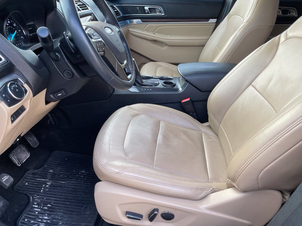 Used 2017 Ford Explorer Limited FWD image 9