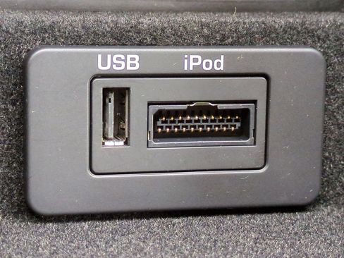 Used 2011 Jaguar XK Base image 23