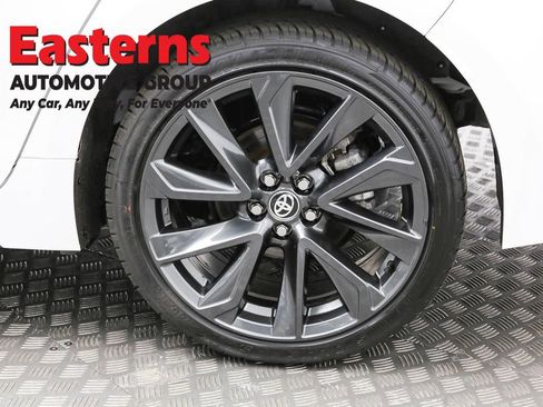 Used 2025 Toyota Corolla SE image 33