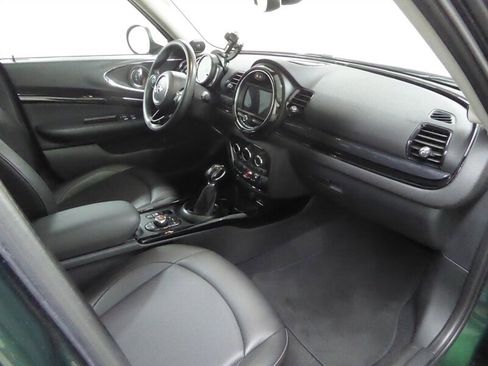 Used 2019 MINI Cooper Clubman ALL4 w/ Premium Package image 22