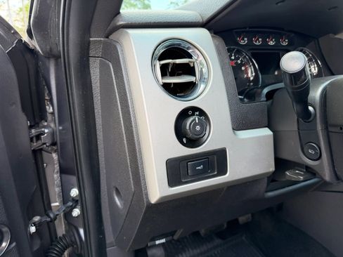 Used 2014 Ford F150 FX4 w/ Equipment Group 402A Luxury AWD/4WD image 21