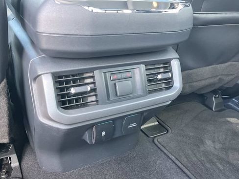 Used 2023 Ford F150 Lariat w/ Equipment Group 502A High AWD/4WD image 22