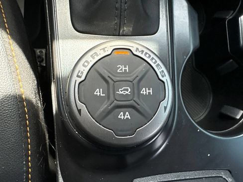 Used 2024 Ford Bronco Badlands AWD/4WD image 24