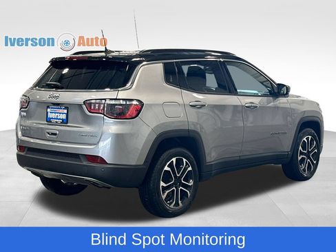 Used 2023 Jeep Compass Limited AWD/4WD image 9
