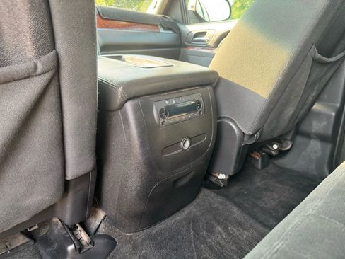 Used 2013 GMC Yukon SLE w/ Convenience Package image 15