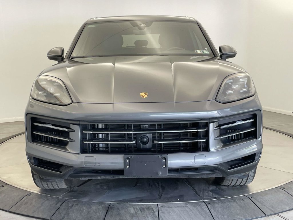 Certified 2025 Porsche Cayenne AWD/4WD image 10