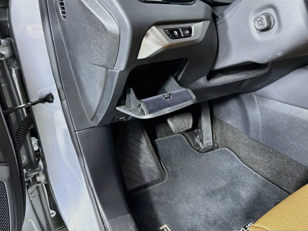 Certified 2025 Lexus RX 350 Premium w/ Accessory Package (Z1) FWD image 10