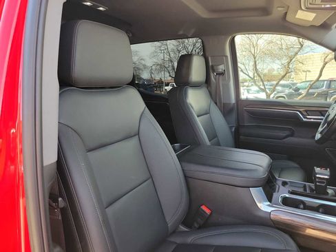 Used 2024 Chevrolet Silverado 1500 LT Trail Boss w/ Convenience Package II image 10