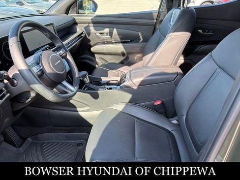 Certified 2025 Hyundai Santa Cruz Limited AWD/4WD image 12