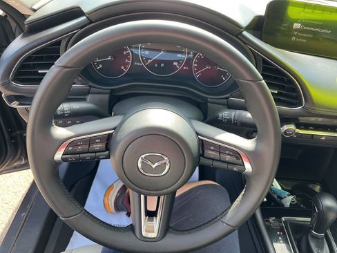 Used 2025 MAZDA MAZDA3 s FWD image 20