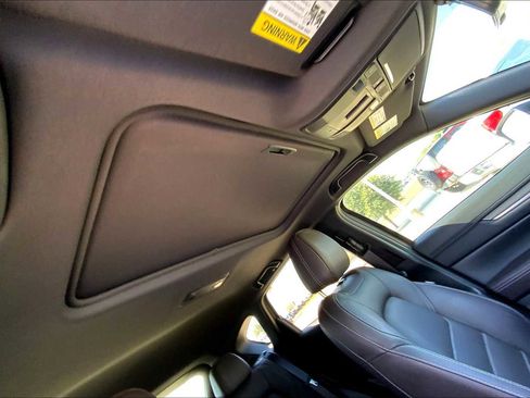 Certified 2025 MAZDA CX-5 Signature image 12