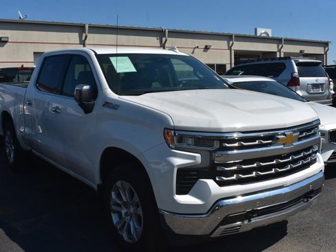 Used 2023 Chevrolet Silverado 1500 LTZ w/ LTZ Convenience Package II image 3