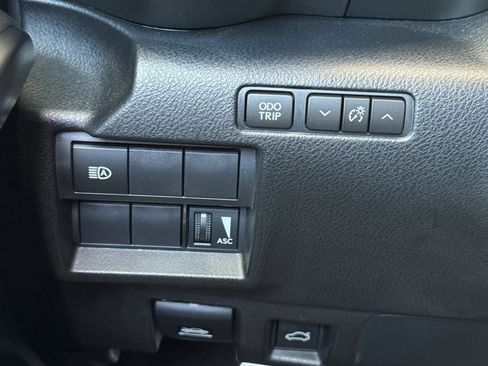 Used 2025 Lexus IS 350 F Sport RWD image 35
