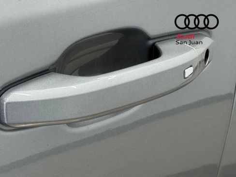 Used 2025 Chevrolet Silverado 1500 LT image 9