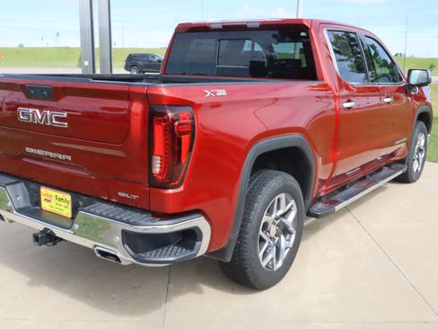Used 2024 GMC Sierra 1500 SLT w/ SLT Premium Plus Package AWD/4WD image 7