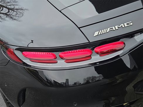 Used 2025 Mercedes-Benz AMG GT 55 image 24