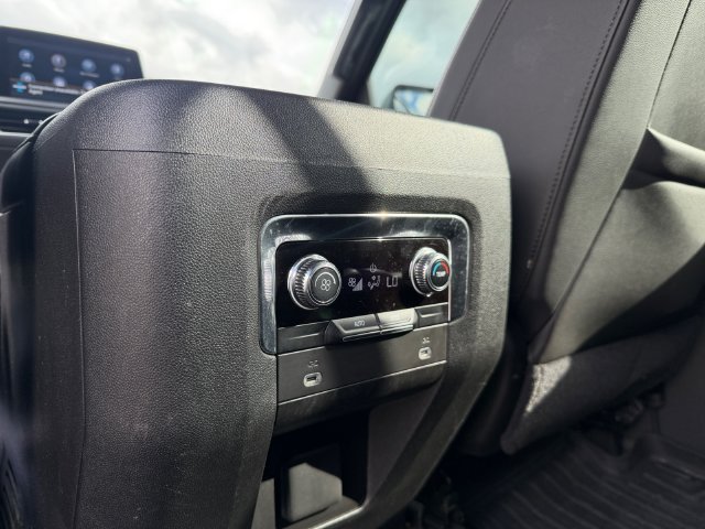 Used 2021 GMC Yukon SLT AWD/4WD image 29