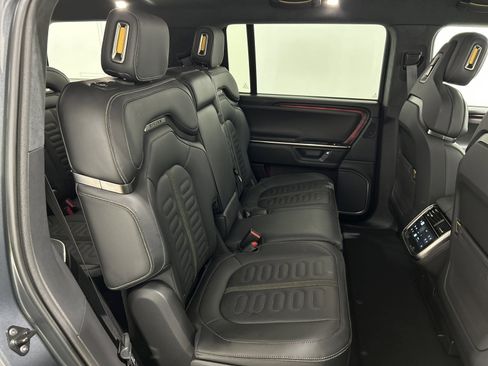 Used 2025 Rivian R1S Adventure AWD/4WD image 23