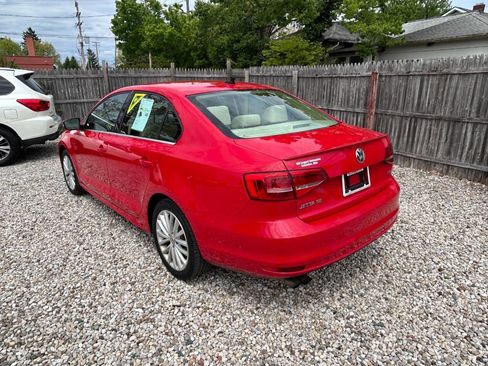 Used 2015 Volkswagen Jetta SE FWD image 12