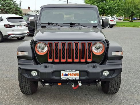 Used 2021 Jeep Wrangler Sport AWD/4WD image 2
