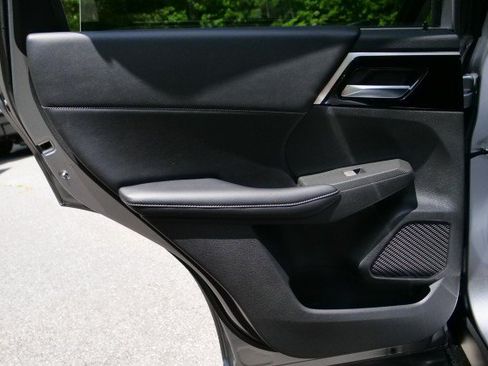 Used 2022 Mitsubishi Outlander SE FWD image 30