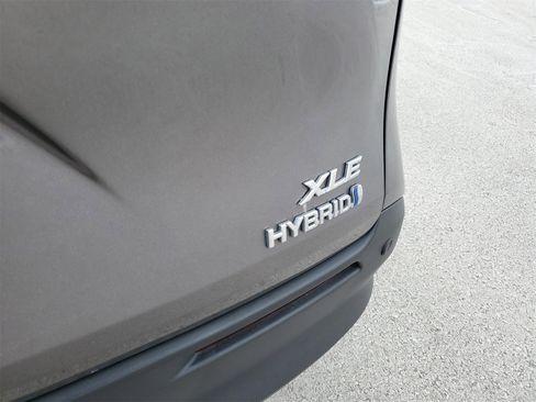Certified 2023 Toyota Sienna XLE w/ XLE Plus Package image 7